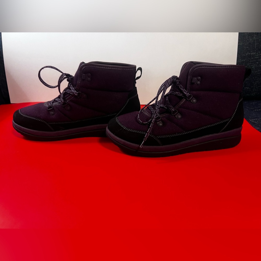 Cloudsteppers by Clarks. New. Never worn. Purple. Size 9 wide boots.
